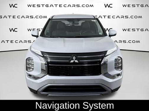Alloy Silver Metallic 2025 Mitsubishi Outlander SE