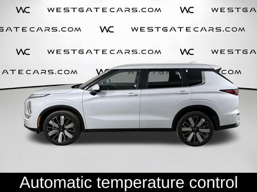 Alloy Silver Metallic 2025 Mitsubishi Outlander SE