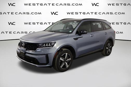 Everlasting Silver 2021 Kia Sorento S