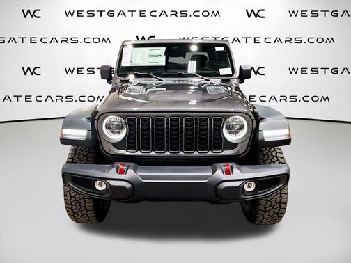 Granite Crystal Metallic Clearcoat 2026 Jeep Gladiator Rubicon