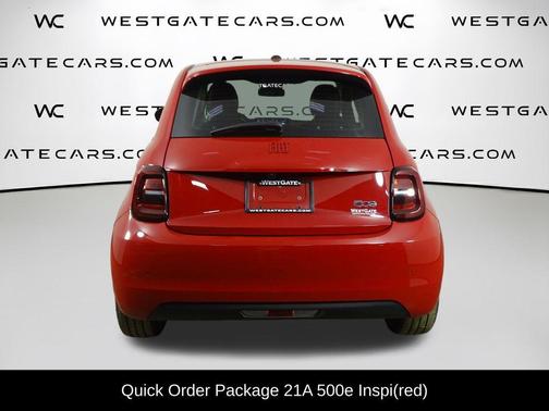 2024 FIAT 500e Base