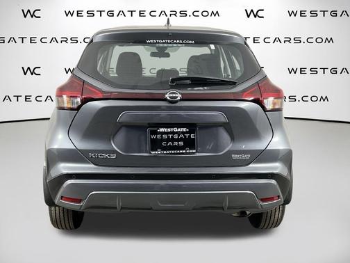 2025 Nissan Kicks Play S