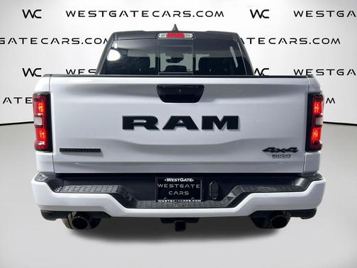 Bright White Clearcoat 2026 RAM 1500 Big Horn/Lone Star