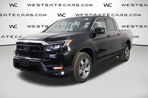 Crystal Black Pearl 2025 Honda Ridgeline RTL