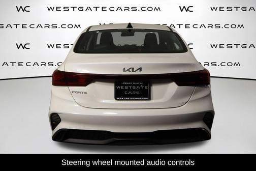 Snow White Pearl 2024 Kia Forte LXS