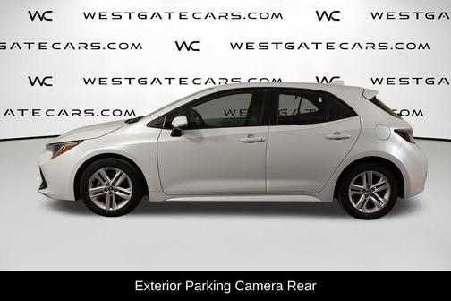 Pearl 2021 Toyota Corolla Hatchback SE