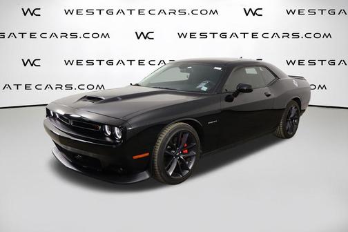 Pitch Black Clearcoat 2022 Dodge Challenger R/T