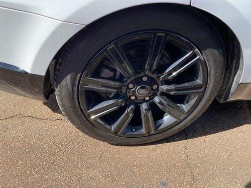 2021 Land Rover Range Rover Sport HSE Silver Edition