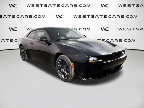 Diamond Black Crystal Pearlcoat 2025 Dodge Charger Daytona R/T