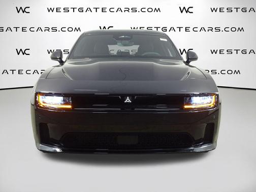Diamond Black Crystal Pearlcoat 2025 Dodge Charger Daytona R/T