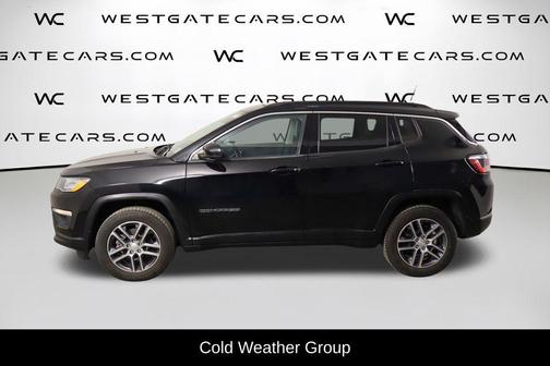 Diamond Black Crystal Pearlcoat 2020 Jeep Compass Latitude