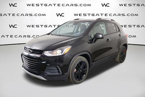 Mosaic Black Metallic 2020 Chevrolet Trax LT