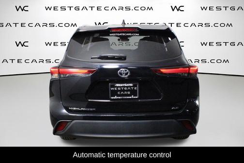 Midnight Black Metallic 2023 Toyota Highlander XLE