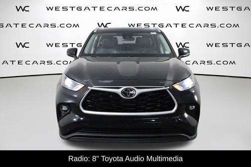 Midnight Black Metallic 2023 Toyota Highlander XLE