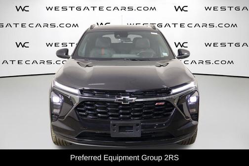 Mosaic Black Metallic 2025 Chevrolet Trax FWD 2RS