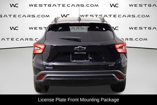 Mosaic Black Metallic 2025 Chevrolet Trax FWD 2RS