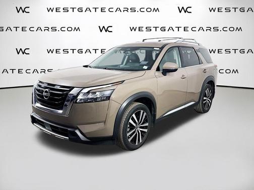 2023 Nissan Pathfinder Platinum
