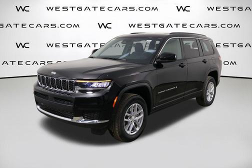 Diamond Black Crystal Pearlcoat 2026 Jeep Grand Cherokee L Laredo