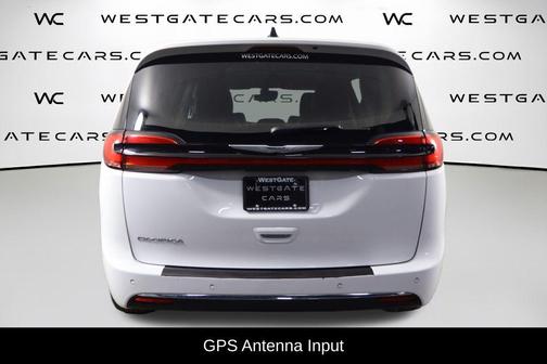 2024 Chrysler Pacifica Touring-L