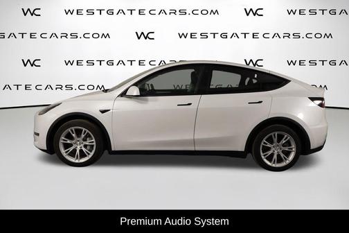 Pearl White Multi-Coat 2023 Tesla Model Y Long Range Dual Motor All-Wheel Drive
