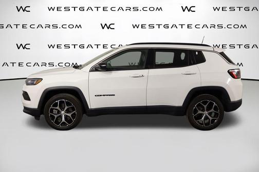 Bright White Clearcoat 2024 Jeep Compass Latitude
