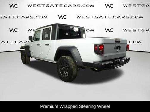 Bright White Clearcoat 2025 Jeep Gladiator Sport