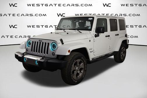 Bright White Clearcoat 2017 Jeep Wrangler Unlimited Sahara
