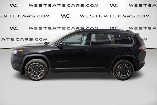 Diamond Black 2026 Jeep Cherokee LAREDO/LIMITED
