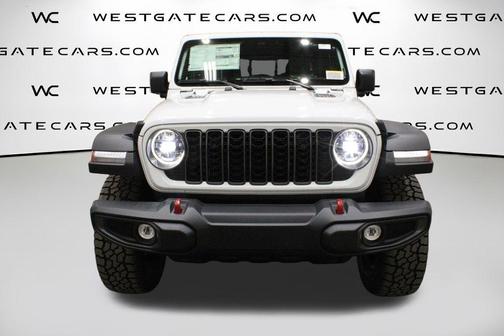 Bright White Clearcoat 2026 Jeep Gladiator Rubicon