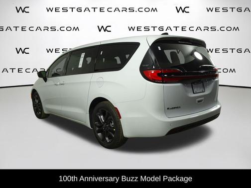 Bright White Clearcoat 2026 Chrysler Pacifica L