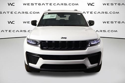 Bright White Clearcoat 2026 Jeep Grand Cherokee Limited