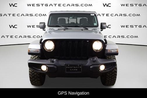 Silver Zynith Clearcoat 2022 Jeep Gladiator Willys 4x4