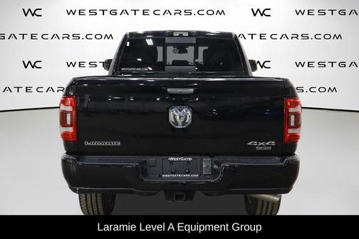 Diamond Black Crystal Pearlcoat 2022 RAM 2500 Laramie Crew Cab 4x4 6'4' Box