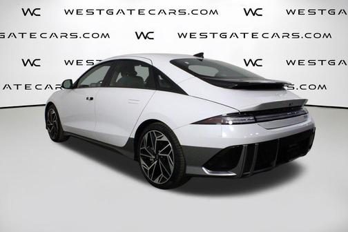 2023 Hyundai IONIQ 6 SEL