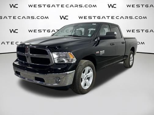 Diamond Black Crystal Pearlcoat 2024 RAM 1500 Tradesman