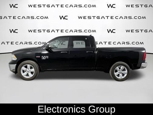 Diamond Black Crystal Pearlcoat 2024 RAM 1500 Tradesman