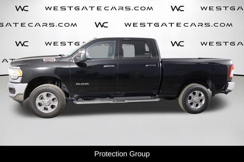 Diamond Black Crystal Pearlcoat 2024 RAM 2500 Big Horn Crew Cab 4x4 6'4' Box