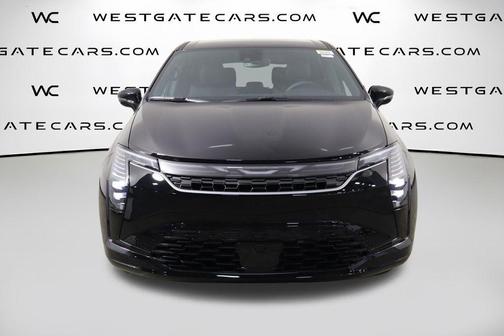 Diamond Black Crystal Pearlcoat 2027 Chrysler Pacifica L