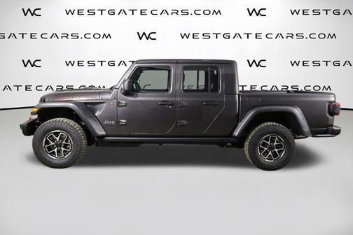 Granite Crystal Metallic Clearcoat 2026 Jeep Gladiator Shadow Ops