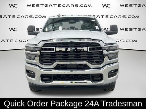 Bright White Clearcoat 2026 RAM 3500 Tradesman Crew Cab 4x4 8' Box