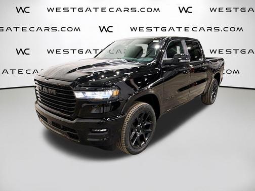 Diamond Black Crystal Pearlcoat 2026 RAM 1500 Laramie