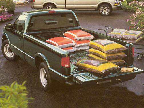 1999 Chevrolet S-10 Base