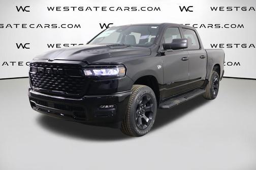 Diamond Black Crystal Pearlcoat 2026 RAM 1500 Express