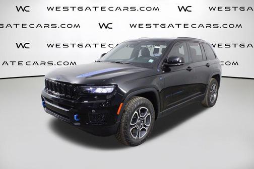 Diamond Black Crystal Pearlcoat 2022 Jeep Grand Cherokee 4xe Trailhawk