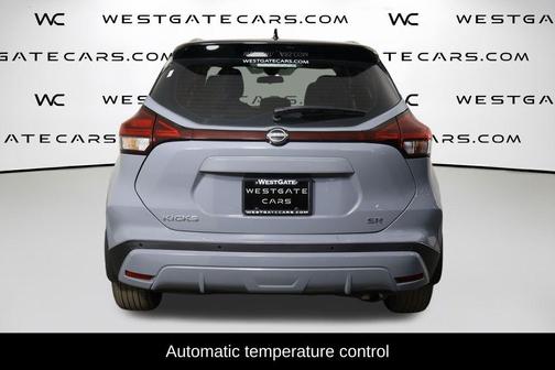 2022 Nissan Kicks SR