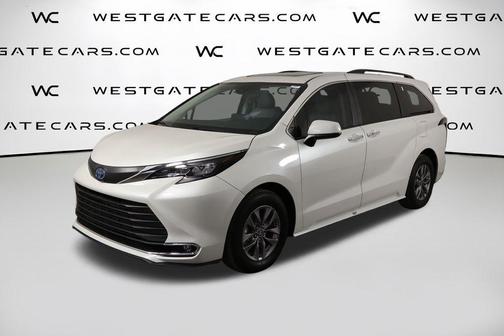 Wind Chill Pearl 2024 Toyota Sienna XLE
