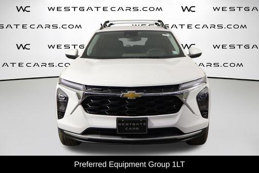 Summit White 2025 Chevrolet Trax LT