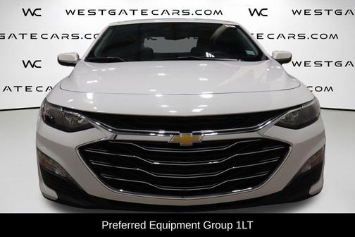 Summit White 2023 Chevrolet Malibu FWD 1LT