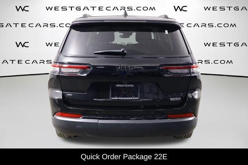 Diamond Black Crystal Pearlcoat 2022 Jeep Grand Cherokee L Limited