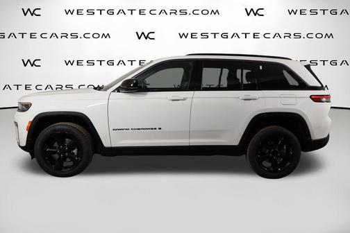 Bright White Clearcoat 2026 Jeep Grand Cherokee Limited